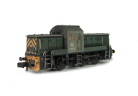 A picture of D9512 Renumbered with semi detailed buffer beams at both ends and buffer converted so that the cowling is in place. fuel gauge painted black as well as coupling rods, etched Swindon work plates and cab colour lightened to match prototype.