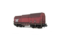 A picture of Wagon with faded paintwork and added graffiti.