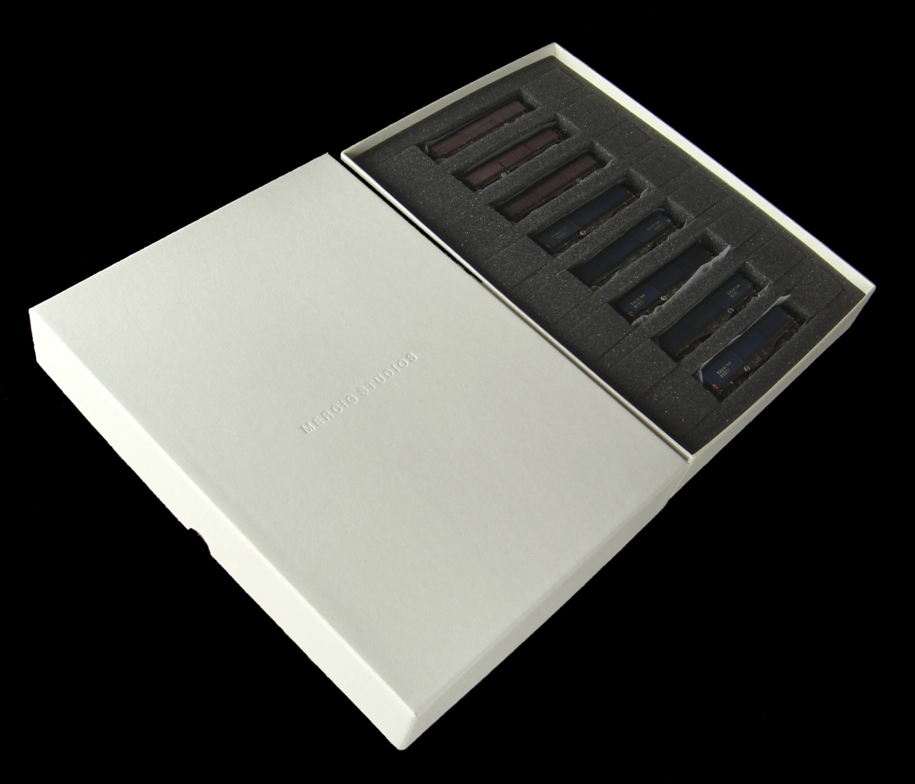 Large Mercig Studios presentation box with wagons