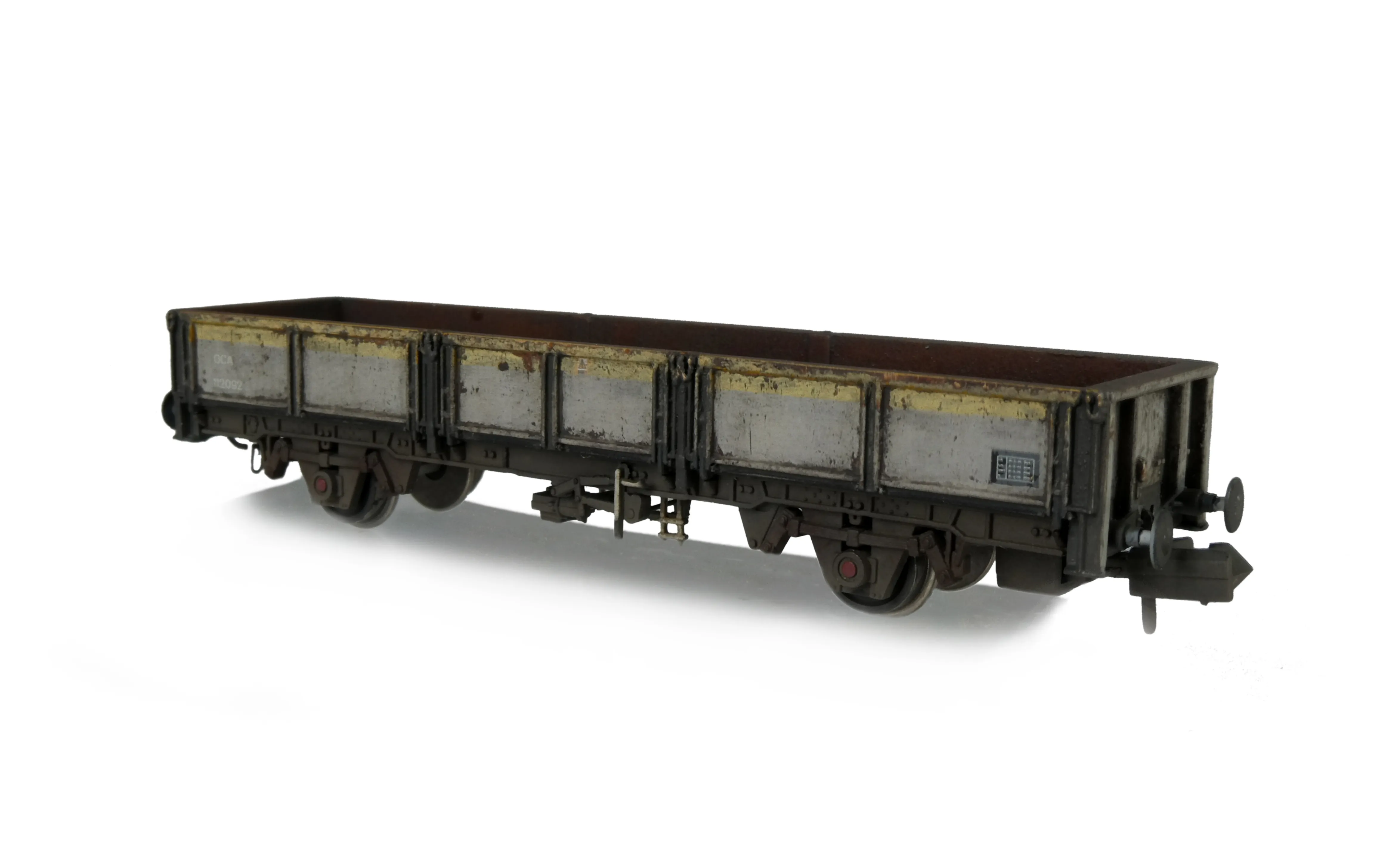 Weathered open wagon — realistic rust, grime and faded paintwork