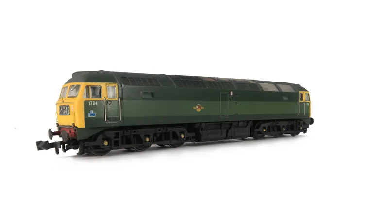 D1764 shown in close to ex works condition. Semi detailed buffer beam at both ends, headcodes changed, moulded nose handrails replaced with wire, body lowered, nose catch and etched 3D fan and grill fitted.