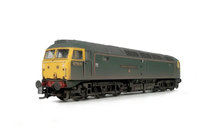 47484 Full respray to GWR livery with a conversion to a flush nose at one end, moulded nose handrails replaced with wire, renumbered, body lowered, finer aerias, etched nameplates and nose catch added,