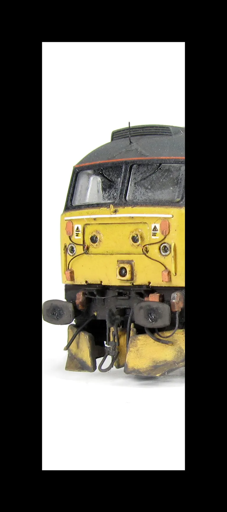 47790 showing a partial respray to RES livery. Base model has been converted to a cutaway buffer beam example with etched kick plates and modified battery box. Other details include: detailed buffer beam at one end and semi detailed at coupling end, mould