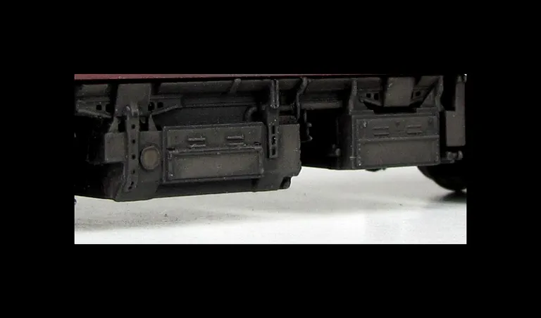 heavily modified class 47 battery box