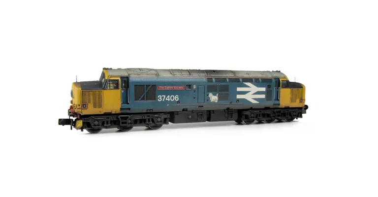 37406 with black headcodes. Other details include bogie modification to reduce gap between body and bogies, left hand lower bracket on nose removed with partial respray, finer aerial, snowploughs, renumbered, semi detailed buffer beam at both ends, nose b
