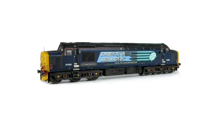 37425 Details include bogie modification to reduce gap between body and bogies, moulded roof grill replaced with 3D etched fan and grill, etched nameplates, finer aerial, speedo cable added, driver, detailed buffer beam at one end and semi detailed at cou