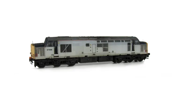 37509 with heavily faded paintwork showing special effect of where the vinyls have been taken off as per prototype. Other details include bogie modification to reduce gap between body and bogies, moulded roof grill replaced with 3D etched fan and grill, f