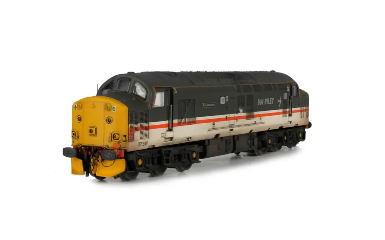 37518 with full respray into Intercity livery. Other details include bogie modification to reduce gap between body and bogies, moulded roof grill replaced with 3D etched fan and grill, nose catch, finer aerial added, speedo cable added, driver, renumbered