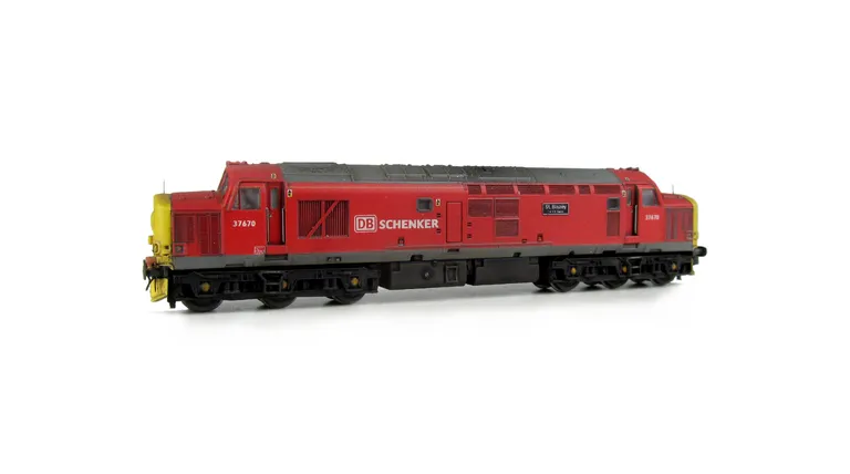 37670 with full respray into DB Schenker livery. Other details include bogie modification to reduce gap between body and bogies, moulded roof grill replaced with 3D etched fan and grill, finer aerial, speedo cable added, rectangular buffers, driver, renum