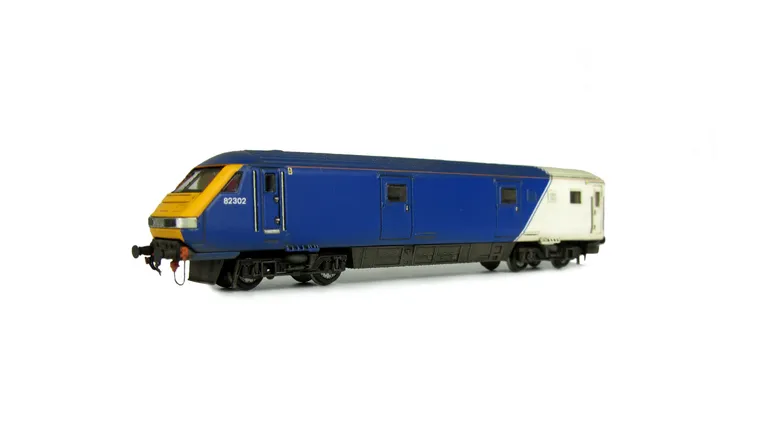 82302 Full respray into Chiltern blue with detailed buffer beam, brake discs and driver fitted.