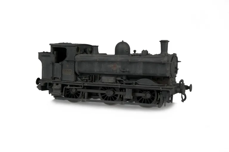 7418 Details include: re livery to late crest, moulded coal replaced with real coal, renumbered, detailed buffer beam, crew added and etched depot plaques/plates fitted.