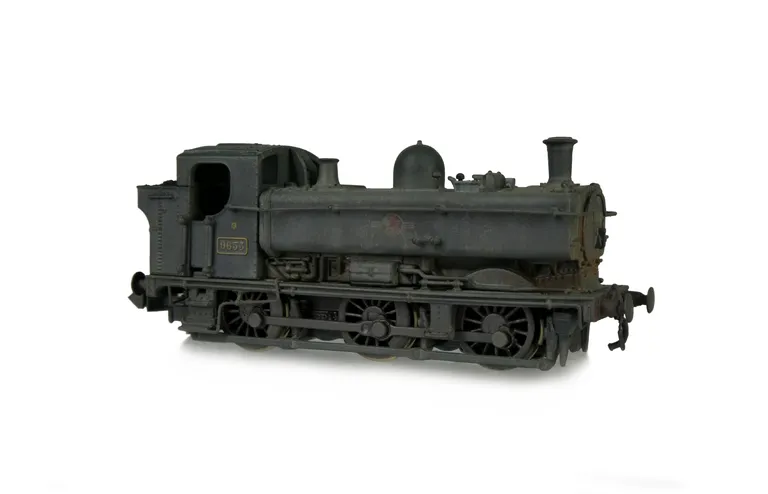 9653 Resprayed to Black livery. Details include: moulded coal replaced with real coal, renumbered, detailed buffer beam, crew added and etched depot plaques/plates fitted.