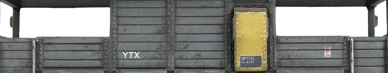 Queen Mary Brake with lot's of special effects including fading and paint peeling. Detailed buffer beam at one end.