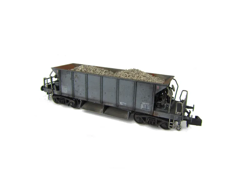 Special effects of fading, paint peeling and rust. Realistic load added.