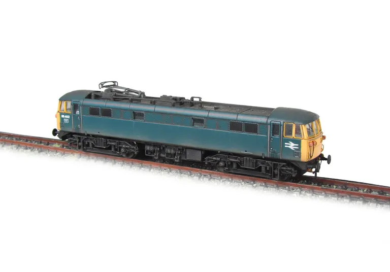 Model renumbered to 86402 with detailed buffer beam at one end and cables added to nose.