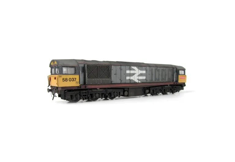 58037 Livery errors corrected and red cantrail stripe added. Detailed buffer beam at one end, mu sockets replaced with finer versions, special effect of paint peeling and renumbered.