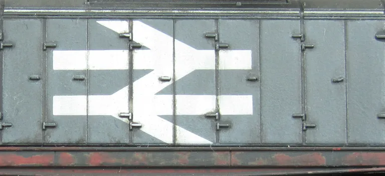 59029 Showing paint peeling special effect.