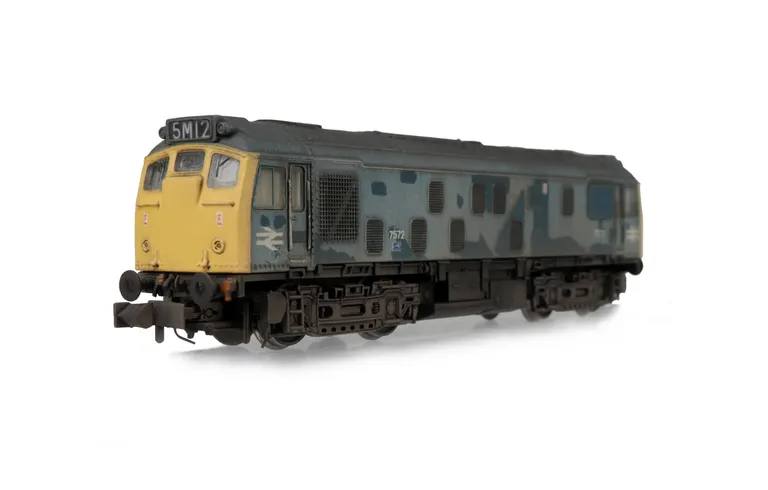 D7572 with special effects of patch painted as per the prototype. Other details include: battery box modification, semi detailed buffer beam at both ends, renumbered, etched workplates, etched 3D roof grill with fan, speedo cable, front handrails replaced