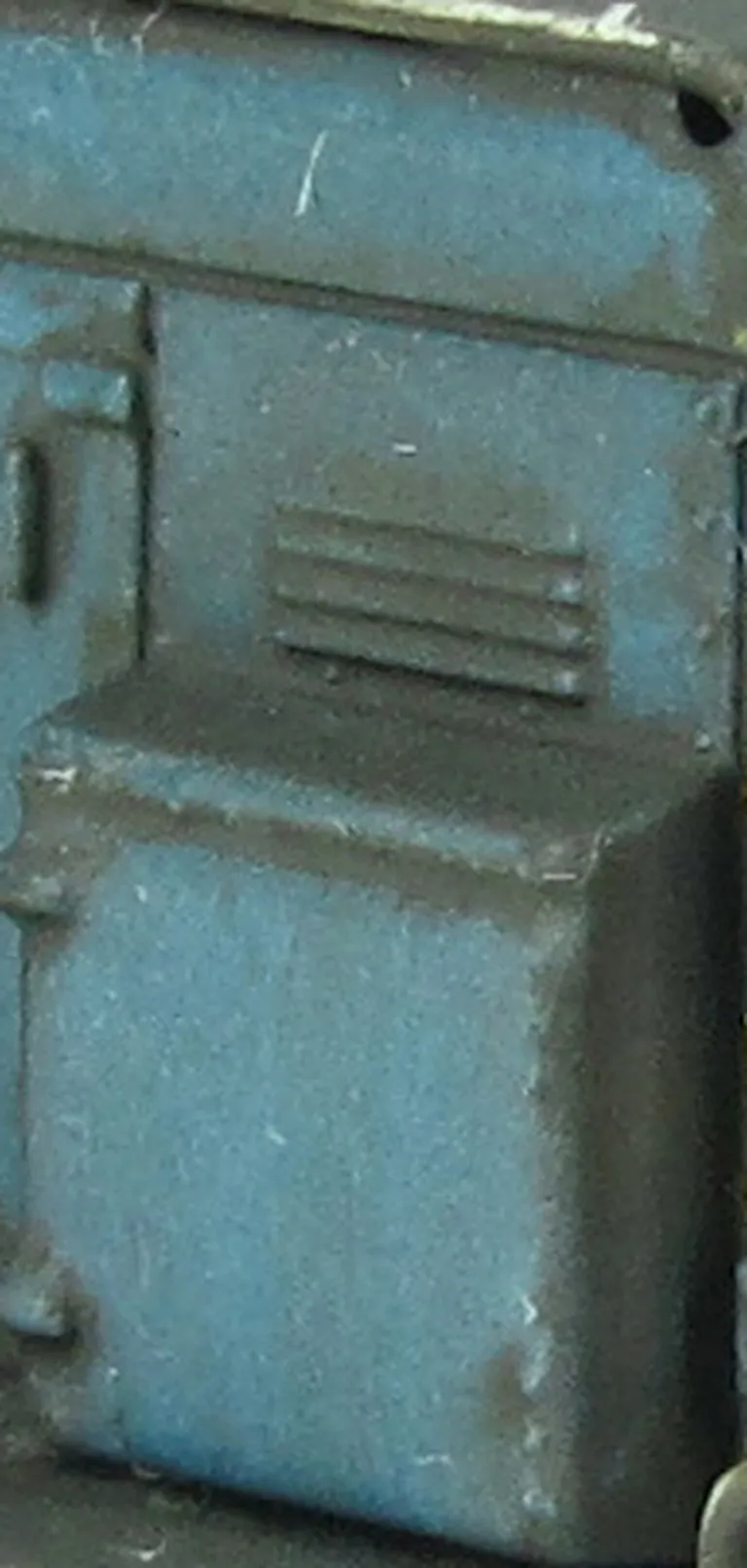 D2398 with faded paintwork, buffers painted yellow, renumbered and detailed buffer beam.