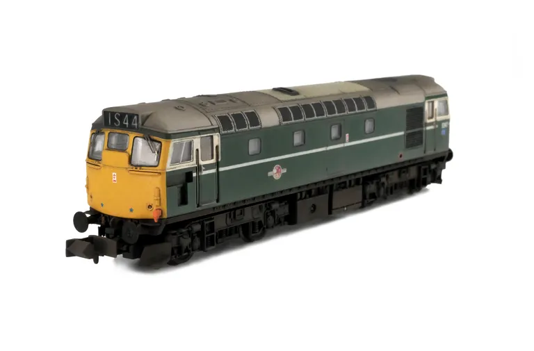 D5347 with full respray into BR Green. Brass buffers added, snowploughs, token catcher recess added. etched windscreen wipers, boiler access panel taken off and smoothed over, etched work plates, moulded roof grill replaced with 3D etched fan and grill, m