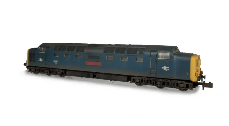 55002 renumbered including livery modifications. Other details include: etched work plates, finer nose end handrails, headcode dots improved, driver, semi detaild buffer beam at both ends, bogie modification to reduce gap between body and bogies, roof gri