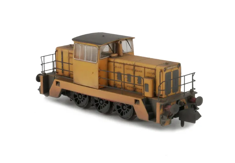 Driver fitted and faded distressed paintwork with special effects of rust.