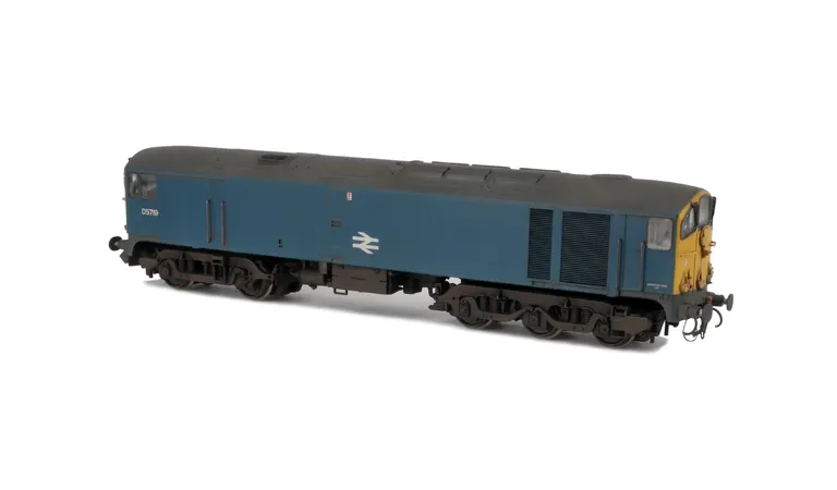 D5719 Renumbered with detailed buffer beam at one end and semi detailed at coupling end, finer etched roof grills and fans and thinned down headcode discs added.