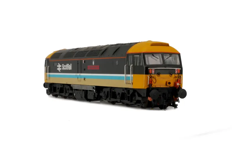 47712 close to ex works condition. Details include: etched nameplates, driver, battery box modified for a 47/7, aerials removed and smoothed over, detailed buffer beam at one end, moulded nose handrails replaced with wire including pommels as well as TDM cables replaced with etches and wire and body lowered.